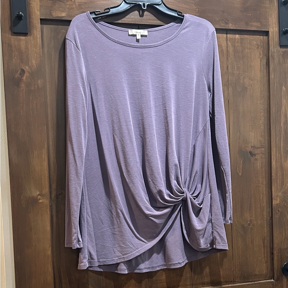 E466 Andree Lavender Tunic Sz Small EUC